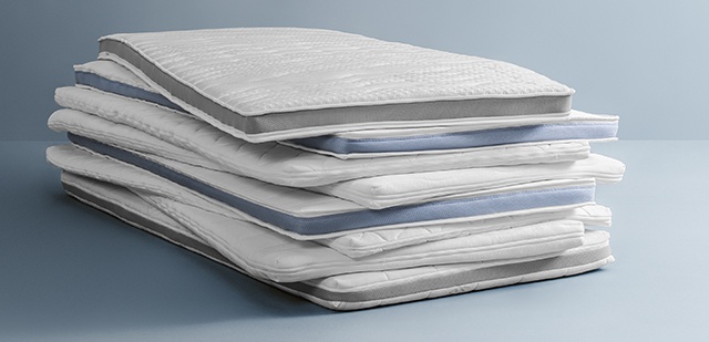 Een boxspring bestaat uit een combinatie van een onderstel op pootjes en een matras