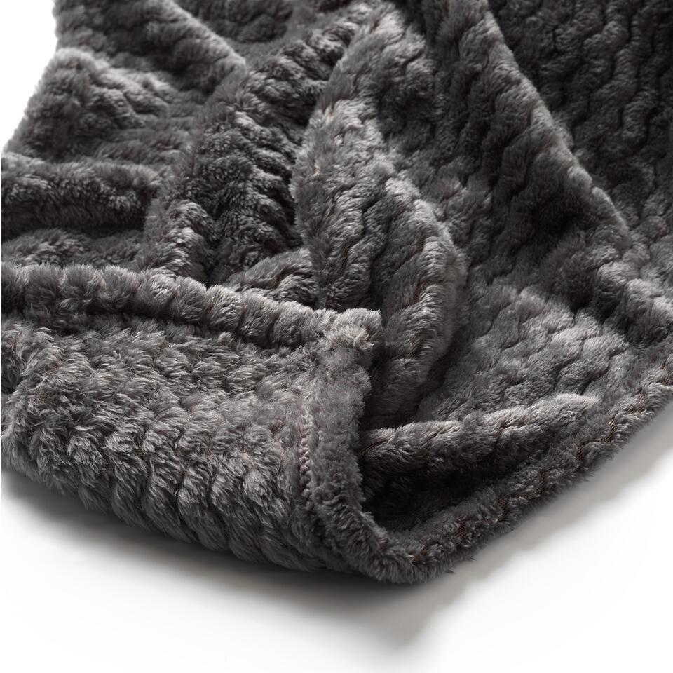 MARA - Plaid 150x200 cm - Charcoal Gray - grijs - effen - zigzag patroon - super