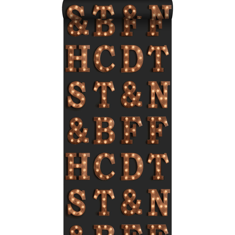 Plak opnieuw Beraadslagen Discreet ESTAhome behang - houten letters - zwart en bruin - 0.53 x 10.05 m | Leen  Bakker