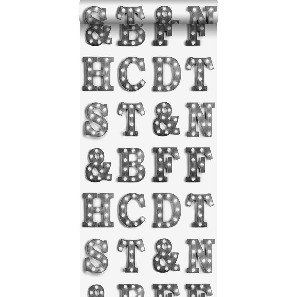 Luxe cap Belastingen ESTAhome behang - houten licht letters - zwart en wit - 0.53 x 10.05 m | Leen  Bakker